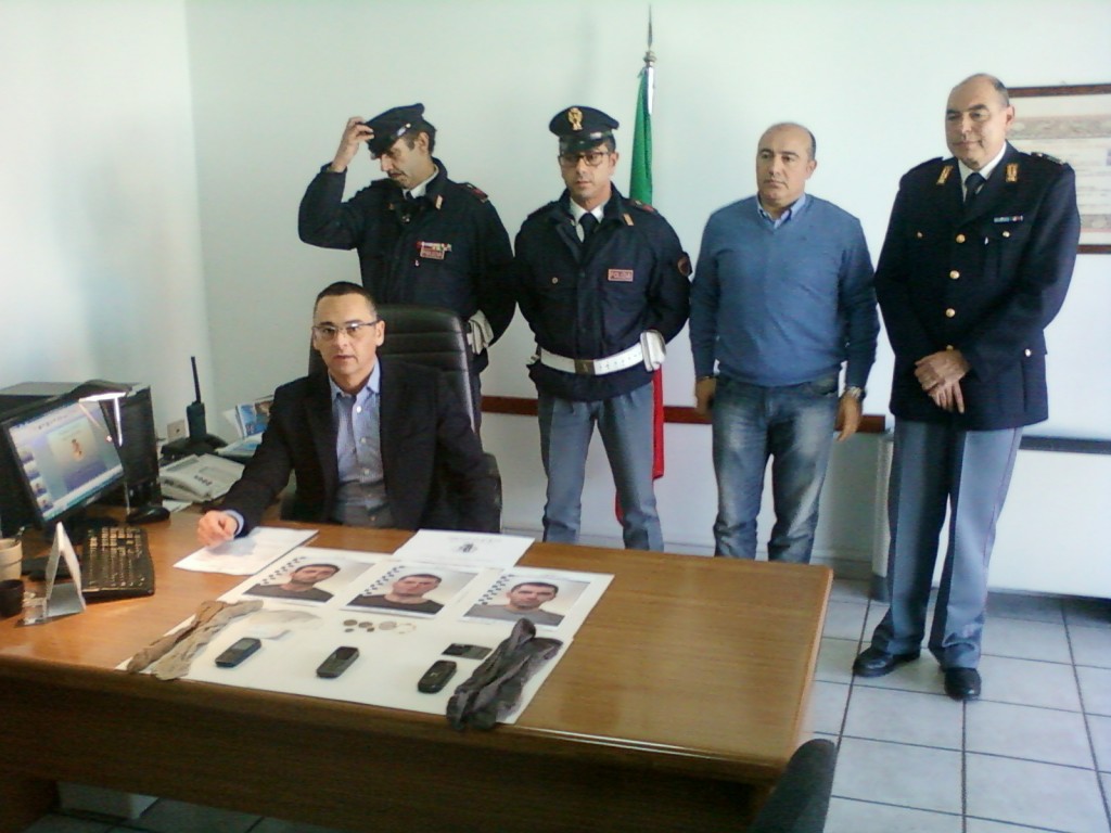 conferenza stampa polizia