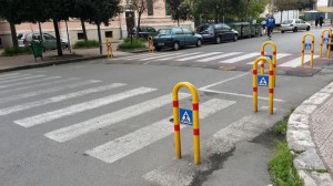 due strisce pedonali