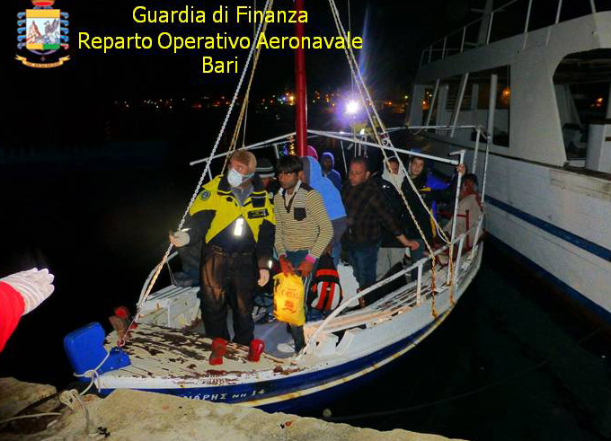 finanza migranti1