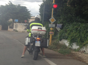 affissioni abusive cisternino 1