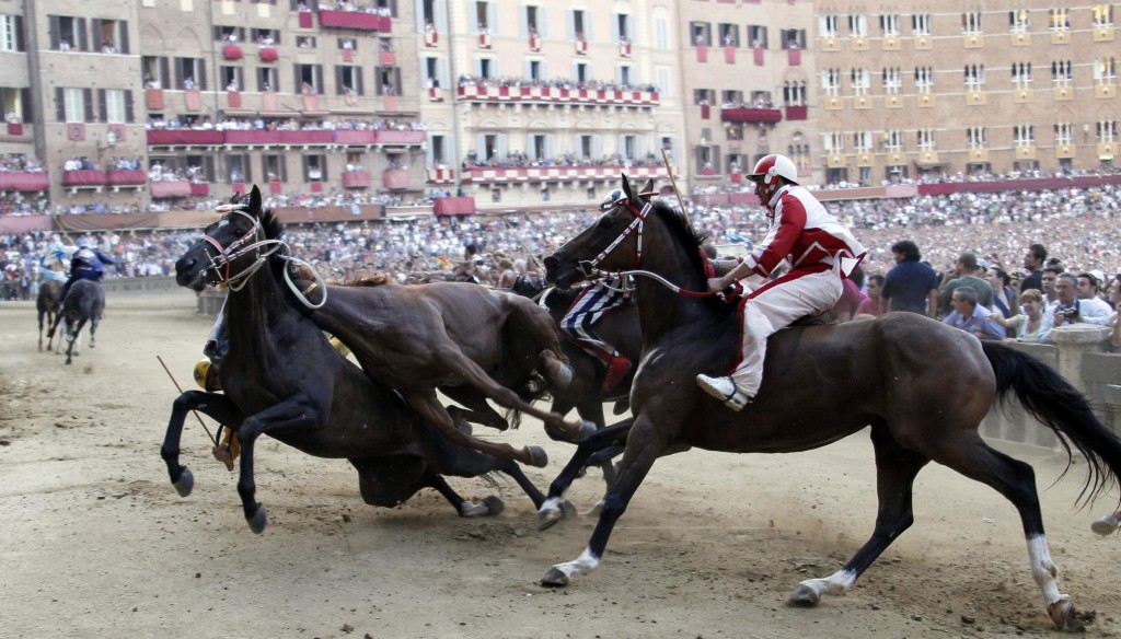 Palio Siena Petizione Firmiamo