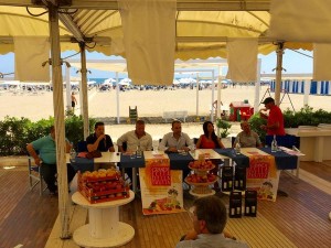 frutta in spiaggia
