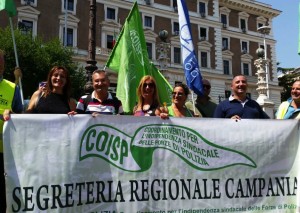 COISP-CAMPANIA-DURANTE-LA-MANIFESTAZIONE-SUTTO-IL-DIPARTIMENTO-DELLA-POLIZIA-