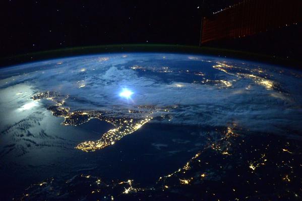 scott kelly saluti italia dallo spazio