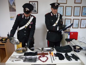 carabinieri cisternino ladri