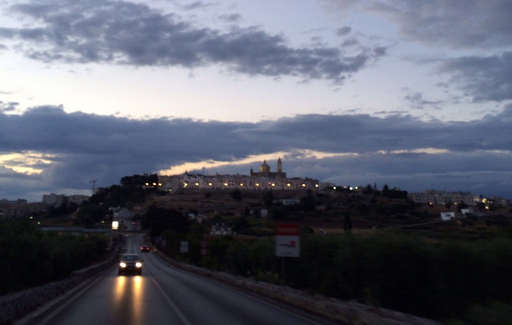 strada statale 172 martina franca locorotondo sera 1