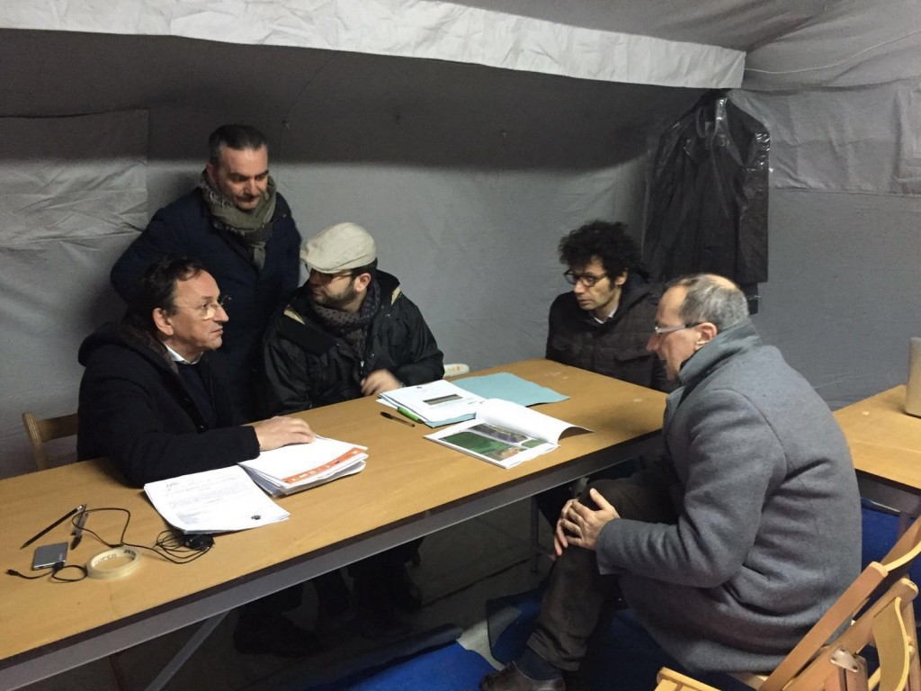 giunta sotto tenda con anas