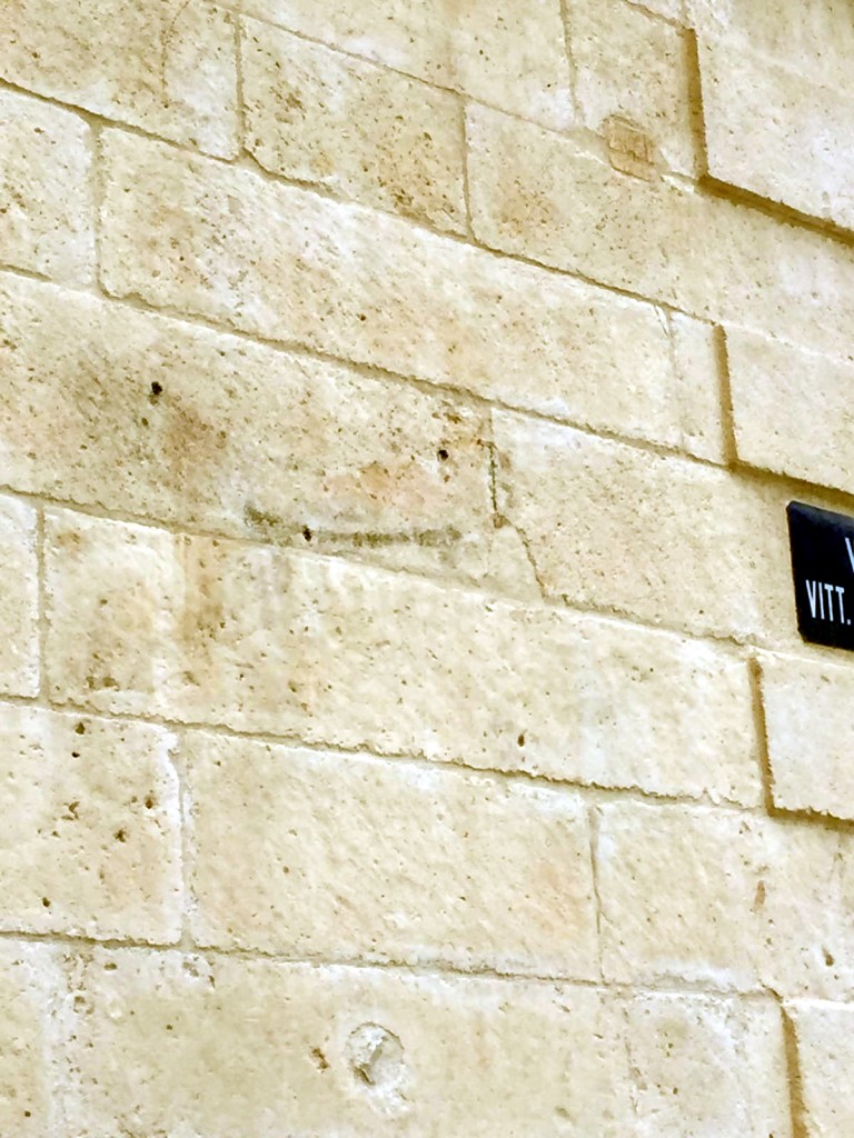 martina franca senza cartello di affissione