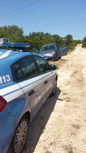 taranto polizia salva aspirante suicida