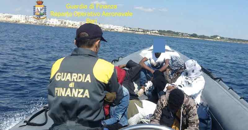 sbarco migranti salento