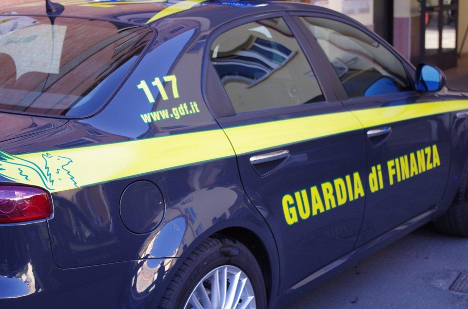 Salento: associazione culturale, responsabili denunciati per omessa dichiarazione Guardia di finanza