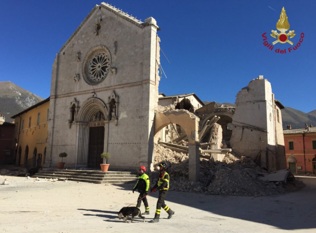 terremoto cattedrale norcia