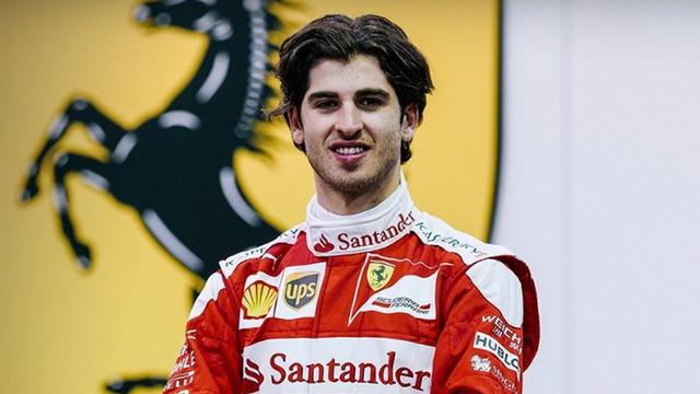 antonio giovinazzi foto ferrari