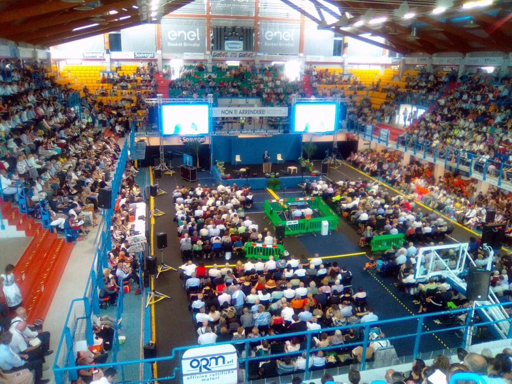 Foto Congresso al Palapentassuglia di Brindisi