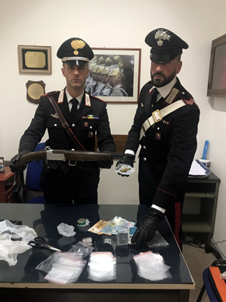 castellana grotte carabinieri fucile martina franca 1