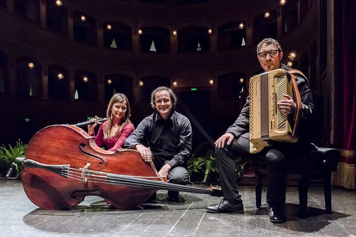 Due Mondi Trio