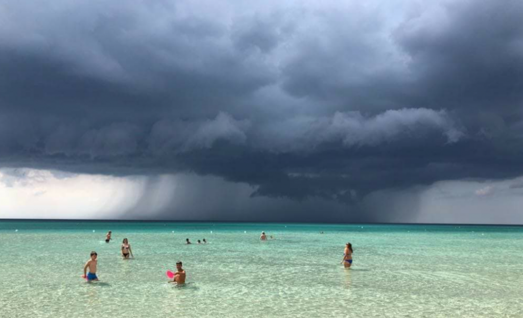 Puglia: maltempo, allerta per oggi pomeriggio e domani