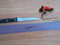 Coltello sequestrato a San Donaci