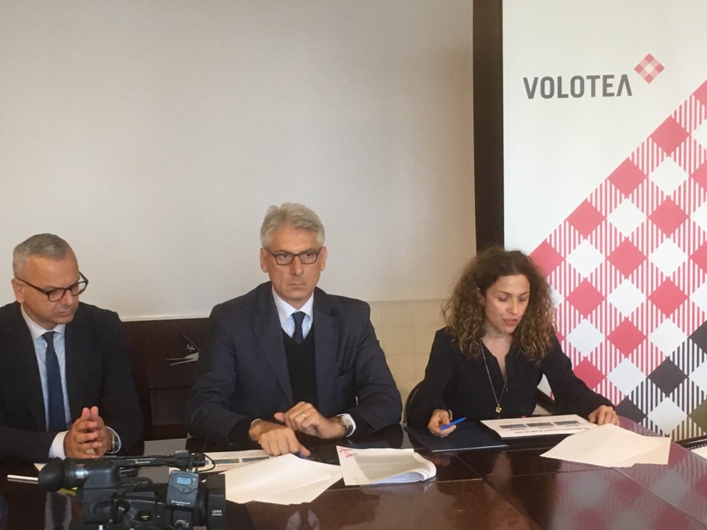 conferenza AdP Volotea.JPG