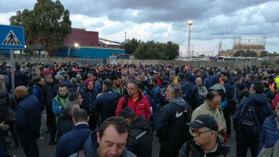 Siderurgico di Taranto: portinerie bloccate - Noi Notizie