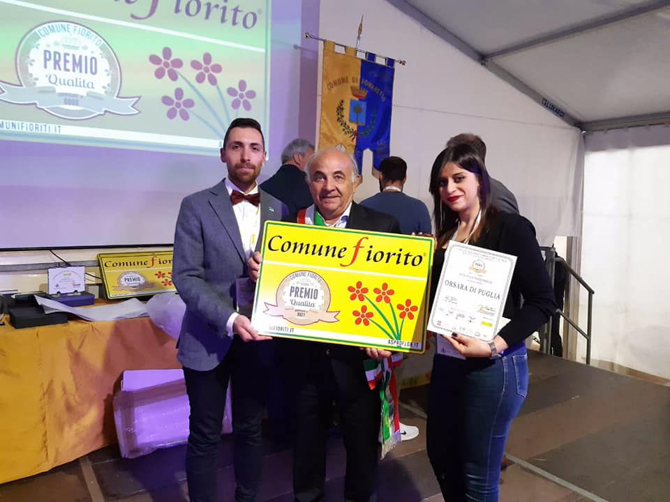 Il premio consegnato al sindaco Tommaso Lecce