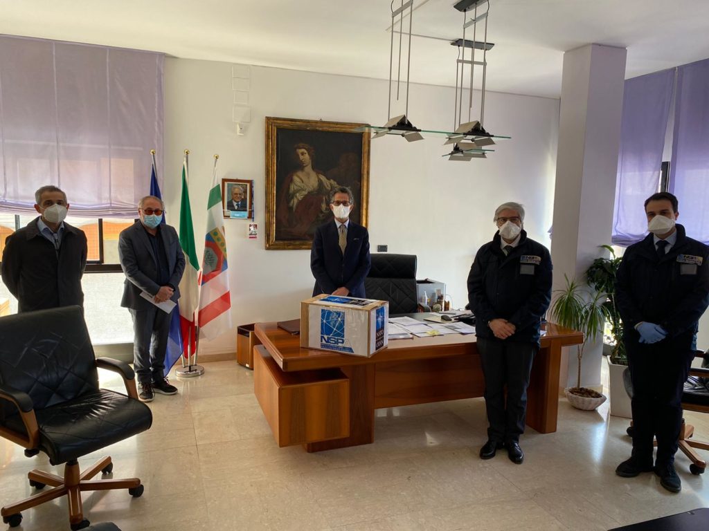 Donazione visiere NSPA SOC 05