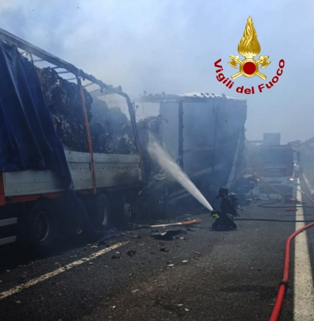 BolognaTaranto incidente nel tratto marchigiano dell'A14,