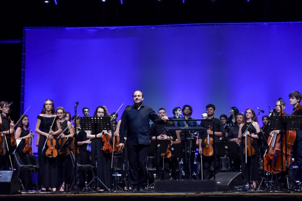 Marciano e lOrchestra giovanile Citta di Taranto