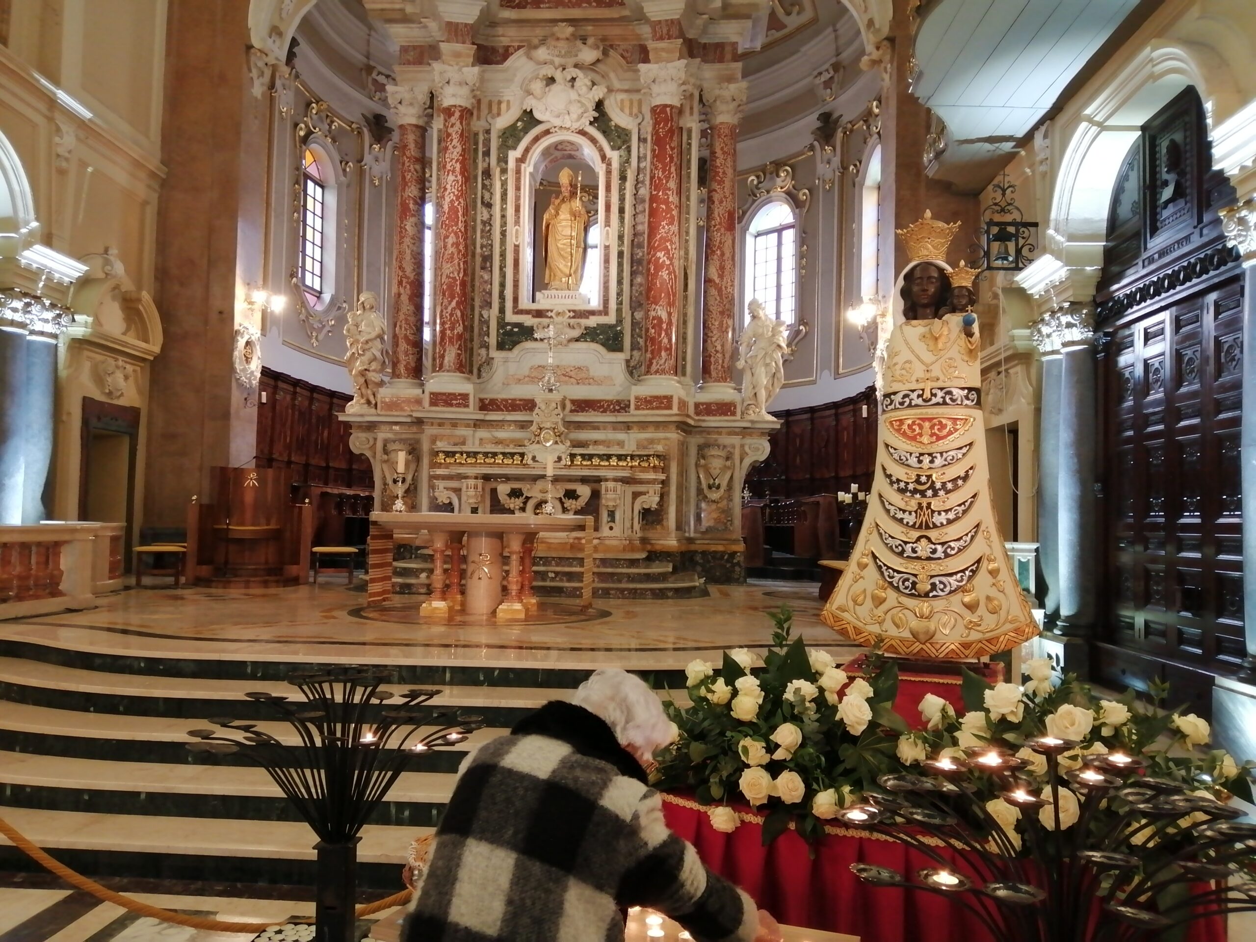 Martina Franca: statua della Madonna di Loreto oggi in basilica – Noi