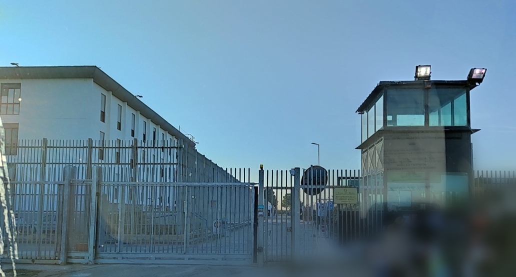Carceri: pronto lo sciopero bianco degli agenti da Taranto al resto della Puglia, poliziotti penitenziari aggrediti Sappe Carceri: pronto lo sciopero bianco degli agenti da Taranto al resto della Puglia, poliziotti penitenziari aggrediti Sappe