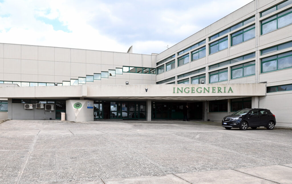 La sede del Politecnico a Taranto. Ingresso