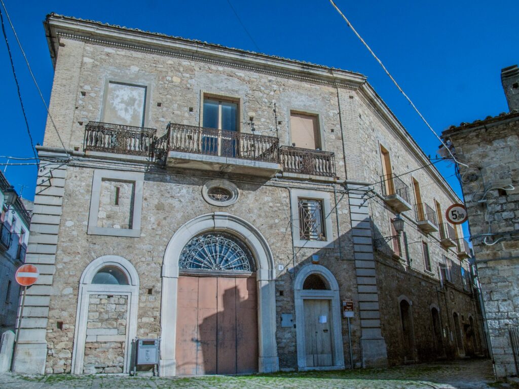 Palazzo Varo a Orsara di Puglia
