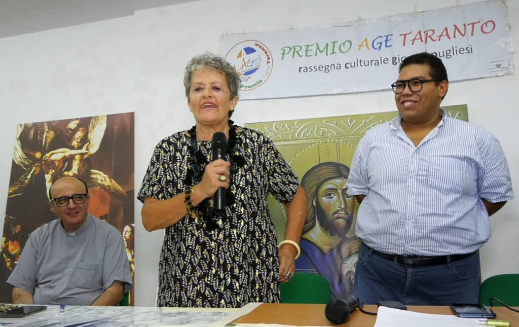 Don Ciro Alabrese Anna Maria Bianchi e Cosimo Murianni al Premio Age Taranto