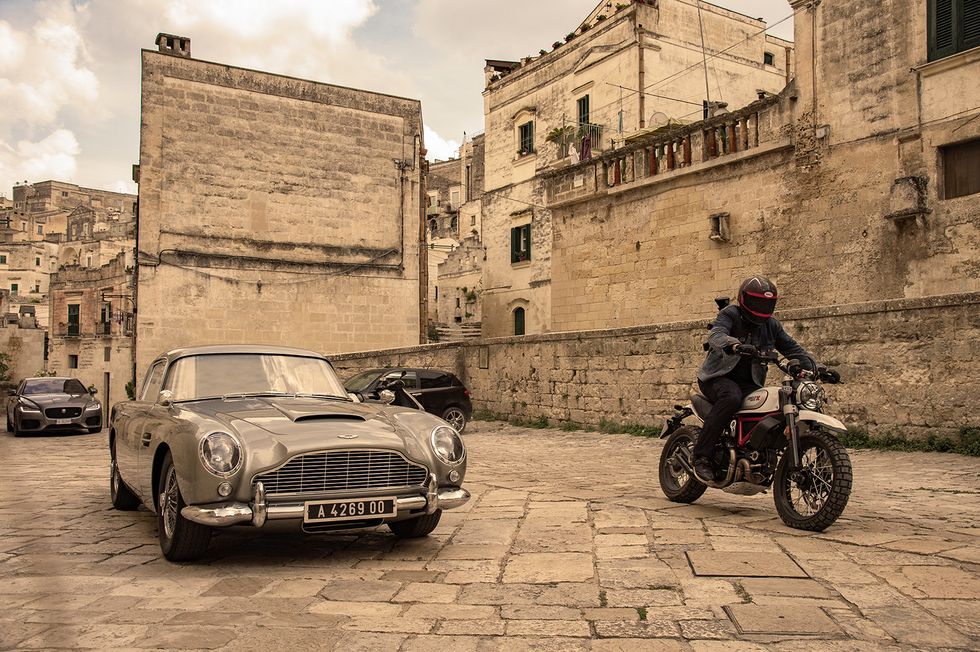 FILM NEI RIONNI SASSI MATERA