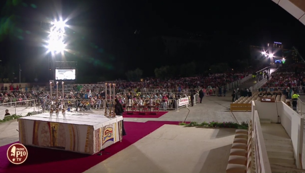 San Giovanni Rotondo: la notte della veglia per padre Pio Anniversario della morte
