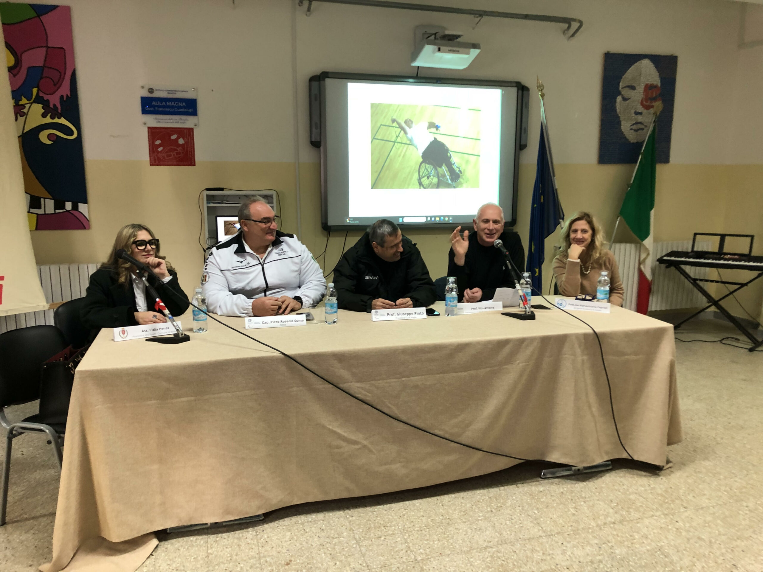 Brindisi: mai mollare, mai guardarsi indietro. Testimonianza dallo sport paralimpico a scuola "Citius Altius Fortius" Brindisi: mai mollare, mai guardarsi indietro. Testimonianza dallo sport paralimpico a scuola "Citius Altius Fortius"