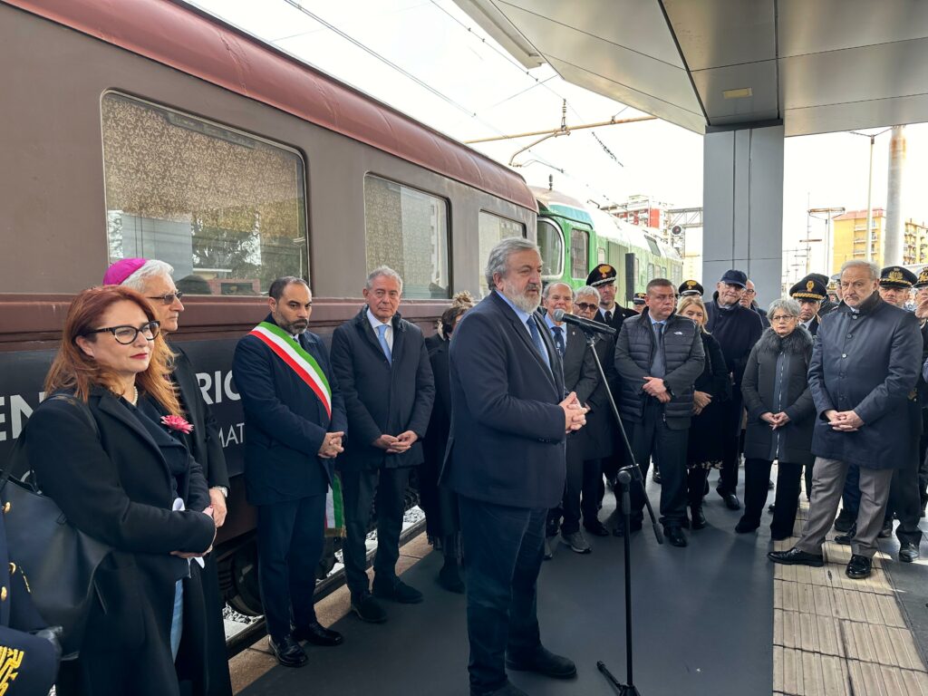 treno ricordo taranto (1)