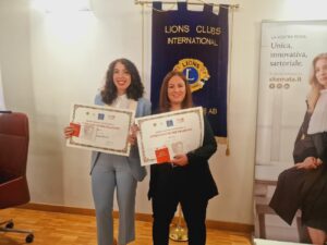 Le prime due vincitrici Laura Monti e Daniela Garrisi