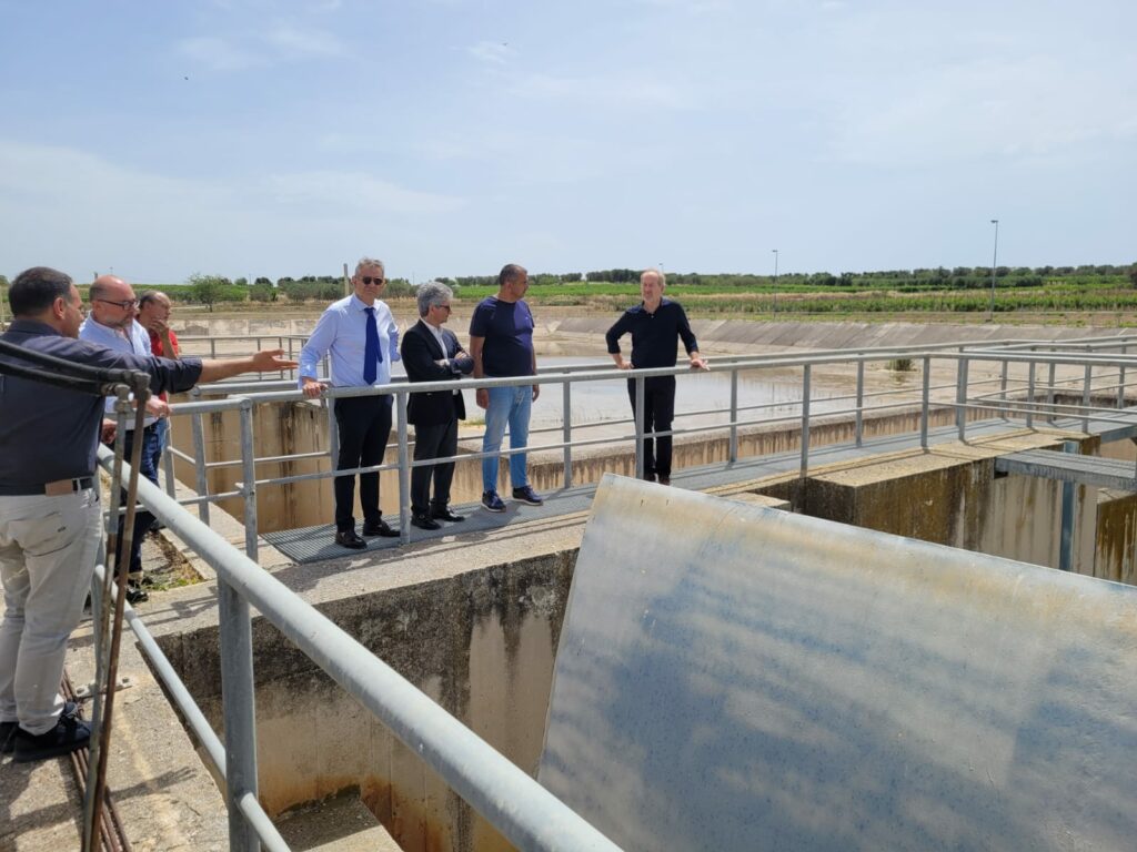 Canale adduttore (2) incontro