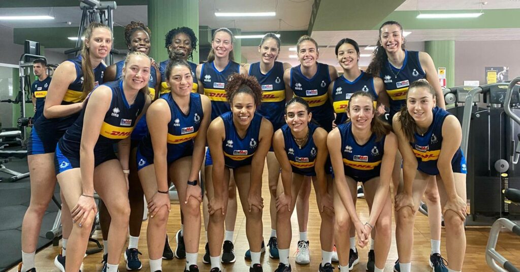 EuroVolleyU22W 01