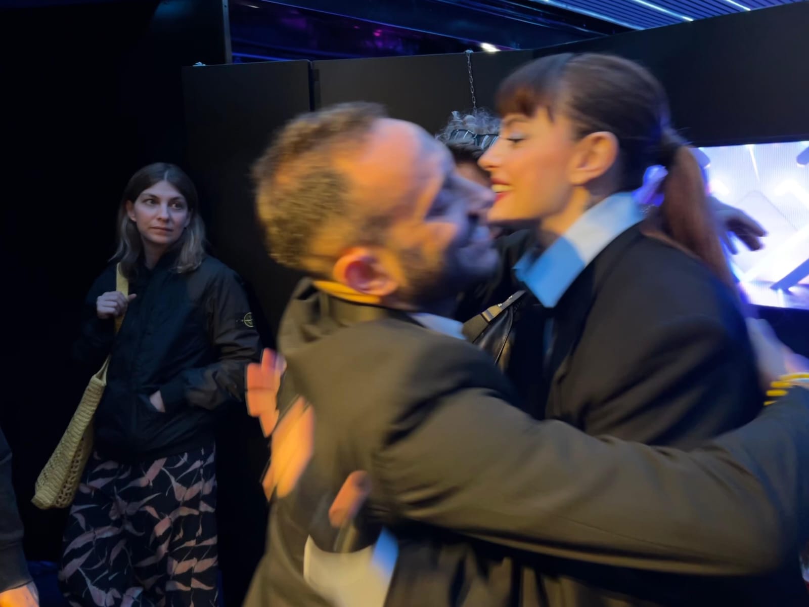 Ginosa, “Il ballo è vita”: dopo avere danzato la sua hit, l’incontro con Annalisa Domenica a Mesagne