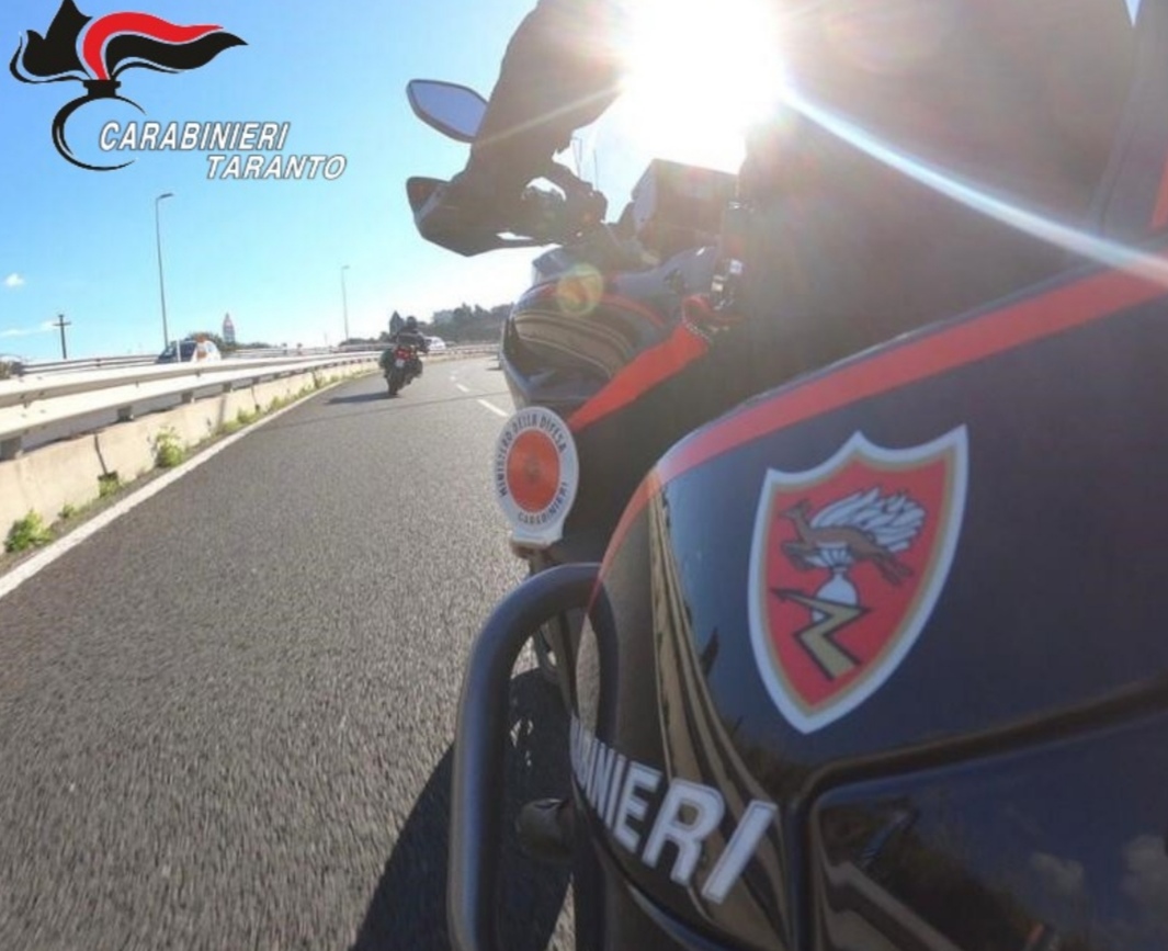 Taranto: nel vano autoclave di un condominio due moto rubate, i carabinieri le individuano grazie al gps Furto a Leporano Taranto: nel vano autoclave di un condominio due moto rubate, i carabinieri le individuano grazie al gps Furto a Leporano