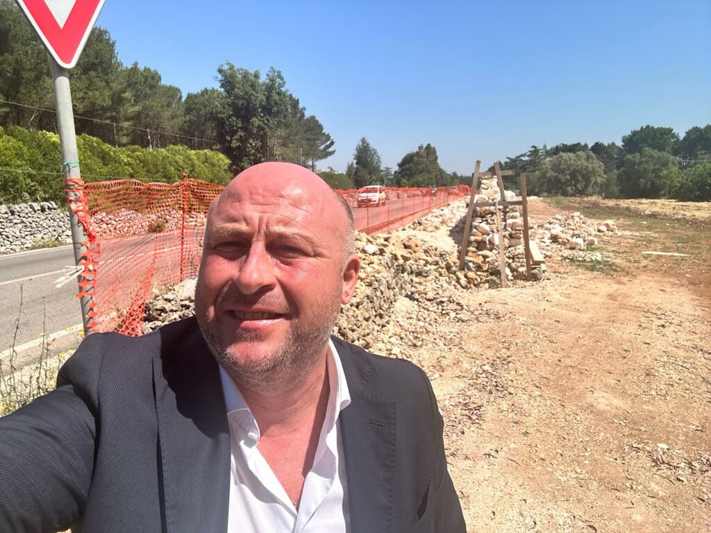 Renato Perrini sul cantiere bloccato
