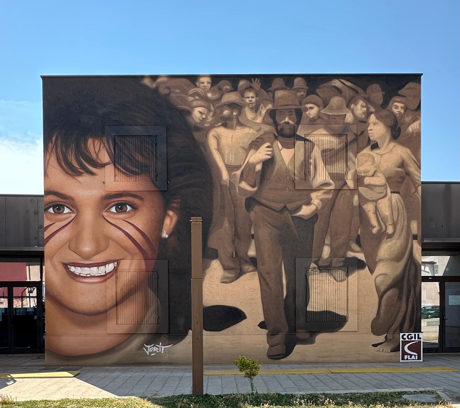 un murale per paola clemente luned236 l8217inaugurazione ad andria del murale di jorit domenica sar224 il decimo anniversario della morte della bracciante originaria del tarantino