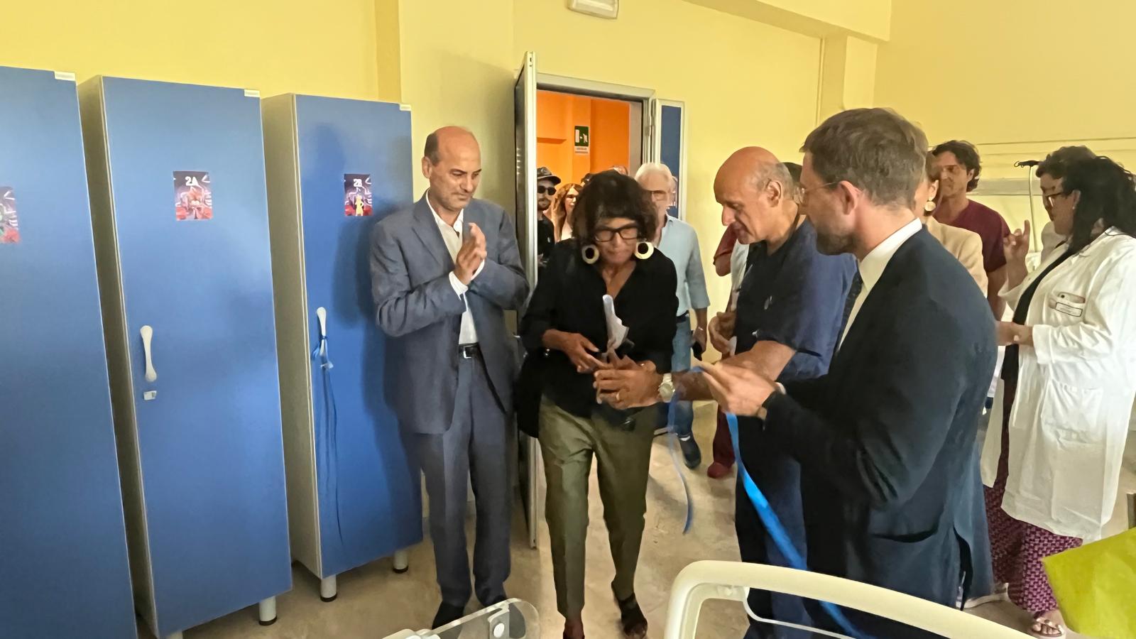 corato donazione di arredi al reparto ospedaliero di pediatria asl bari
