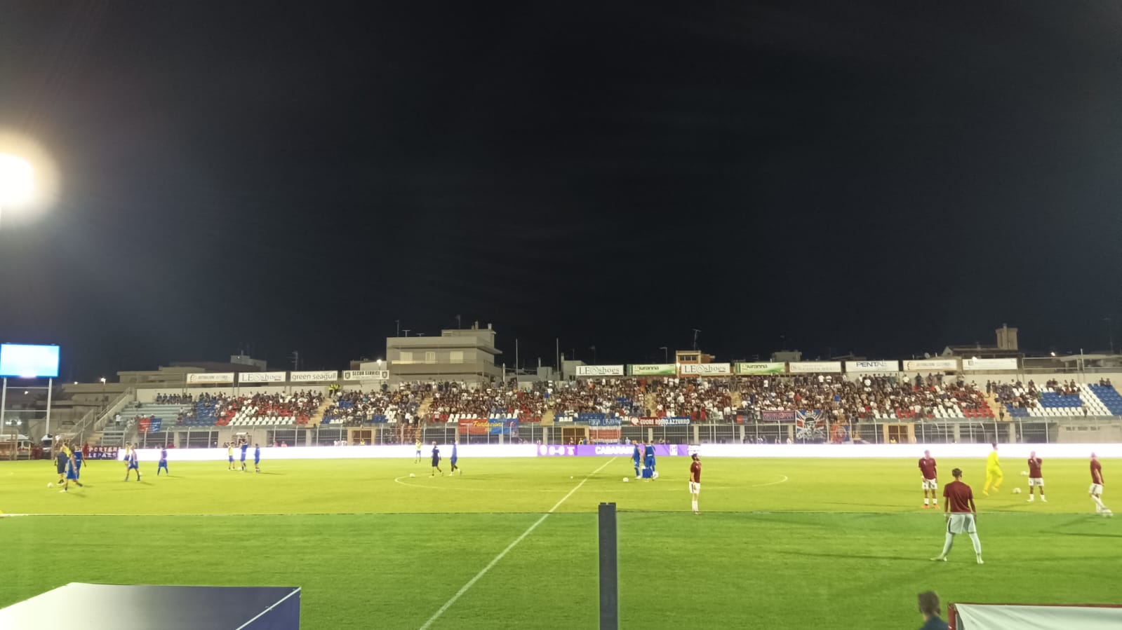 Venezia Bari 2 1, Casarano Trapani 0 0, Catania Foggia 6 0, Monopoli Cosenza 2 2 Calcio: serie B e serie C girone C Venezia Bari 2 1, Casarano Trapani 0 0, Catania Foggia 6 0, Monopoli Cosenza 2 2 Calcio: serie B e serie C girone C