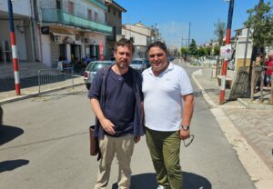 Pinuccio a Carlantino col sindaco Graziano Coscia