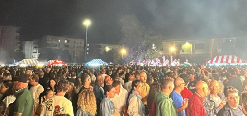 Martina Franca: festa della bombetta, il successo anche dei frantoiani Conclusa lunedì Martina Franca: festa della bombetta, il successo anche dei frantoiani Conclusa lunedì