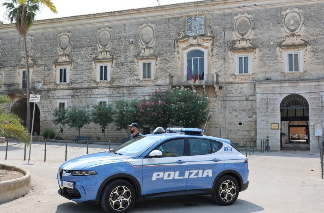 andria accusa rapina e sequestro di persona padre e figlio tra i sette arrestati polizia