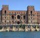 Taranto Palazzo del Governo dal Mare (Foto Marco Amatimaggio)